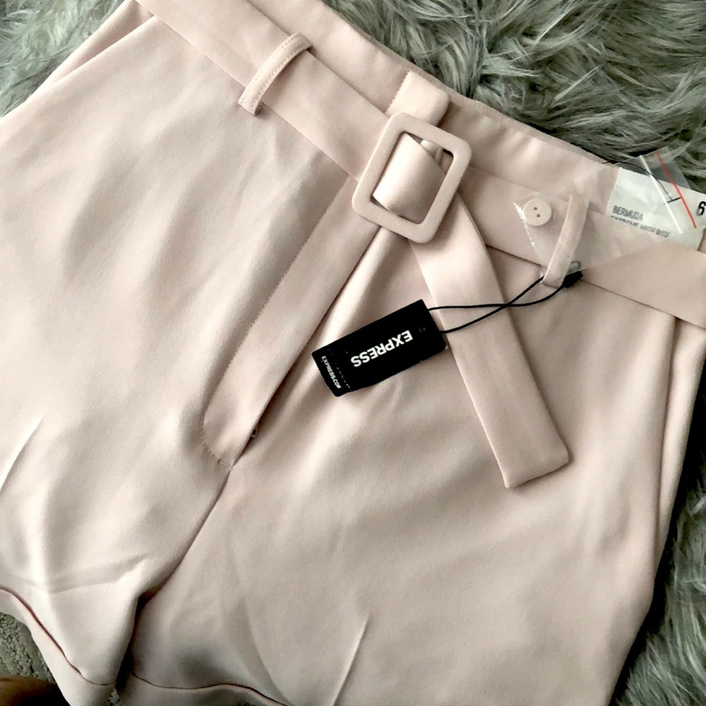 Brand new high waist light pink short